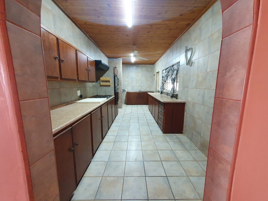 To Let 3 Bedroom Property for Rent in Virginia Free State